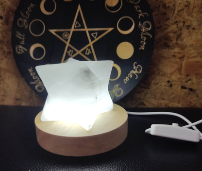 Etoile Merkaba sélénite + base lumineuse blanche led